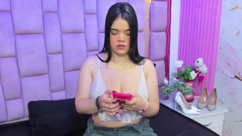 emily  online show from April 21, 1:40 pm