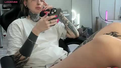 Alis online show from November 18, 12:17 pm