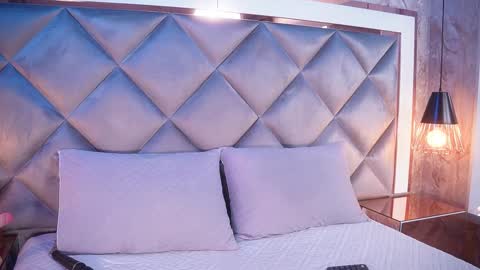 _giggy online show from March 17, 11:47 am