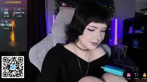 Tori online show from April 17, 8:05 am