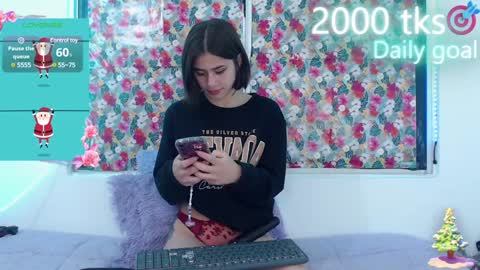Snapshot of _gwen__ chatting on December 11, 4:07 am Gwen online show from December 11, 4:07 am