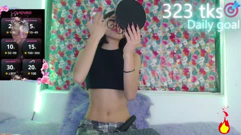 Snapshot of _gwen__ chatting on January 31, 5:09 am Gwen online show from January 31, 5:09 am