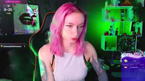 Snapshot of _helencarter chatting on March 2, 8:46 pm Helen Carter 3 Next stream 2330 MSC online show from March 2, 8:46 pm