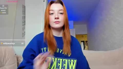 _hey_scarlett_ online show from December 18, 7:04 am