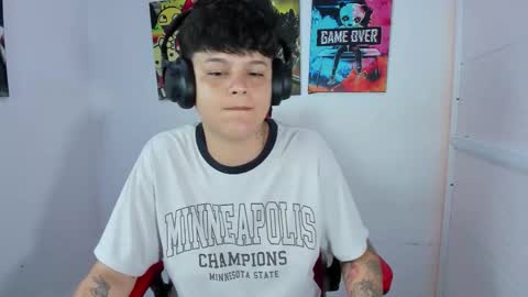 ian online show from January 8, 11:25 am