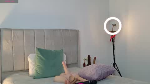 Megan online show from July 7, 4:15 am