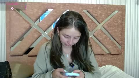 Isa online show from May 14, 4:46 pm