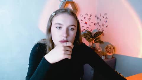 Jolia online show from September 18, 12:37 pm