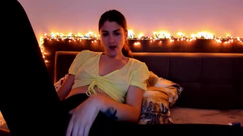 Snapshot of _just_a_simple_girl chatting on September 26, 11:30 am _just_a_simple_girl online show from September 26, 11:30 am