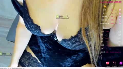 _justcallme_ online show from April 30, 8:57 pm