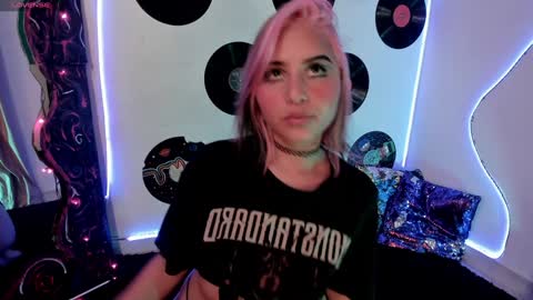 _karine01 online show from January 18, 6:45 am