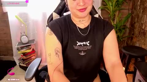 Snapshot of _kat_1 chatting on September 19, 7:13 pm online show from September 19, 7:13 pm