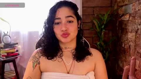 Snapshot of _kat_1 chatting on September 13, 7:33 pm online show from September 13, 7:33 pm