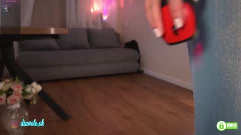 Kate online show from March 9, 4:43 pm