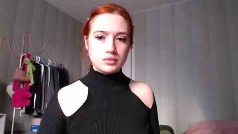 katemiller online show from January 31, 4:58 am