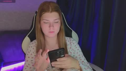 Molly   online show from September 30, 5:40 pm