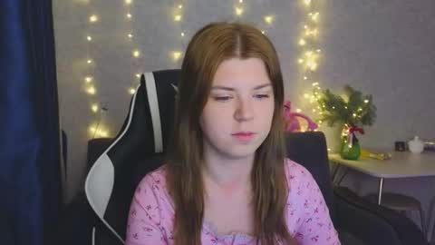 Molly   online show from January 10, 7:07 pm