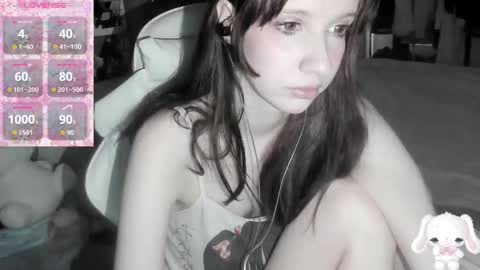  kuro  online show from March 25, 9:12 am