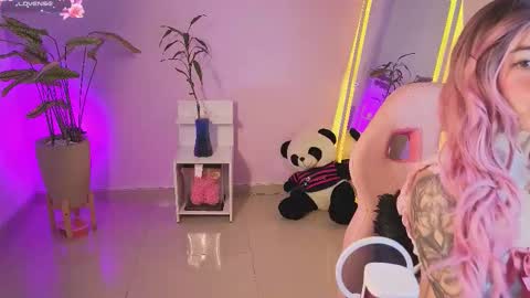 Kylie online show from November 1, 2:48 am