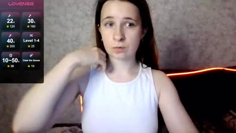 Snapshot of _kylle_ chatting on October 9, 6:34 pm _kylle_ online show from October 9, 6:34 pm