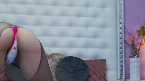 Lena Paul online show from October 22, 4:17 am