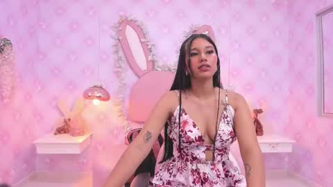 Snapshot of _lia_swan chatting on October 9, 4:05 am Lia Swan online show from October 9, 4:05 am