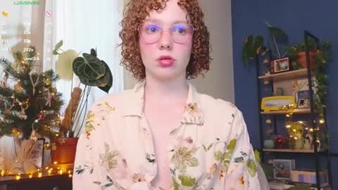 Snapshot of _lightmyfire chatting on December 28, 8:26 am Salome Lovense always on from 5 tk My content and your custom requests online show from December 28, 8:26 am