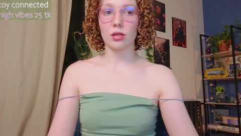 Snapshot of _lightmyfire chatting on February 4, 1:45 am Salome Lovense always on from 5 tk My content and your custom requests online show from February 4, 1:45 am