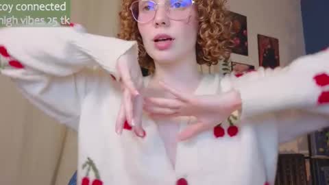 Snapshot of _lightmyfire chatting on February 14, 6:08 pm Salome Lovense always on from 5 tk My content and your custom requests online show from February 14, 6:08 pm