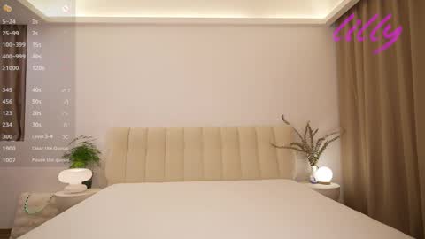 _lillilly_ online show from September 15, 4:54 am