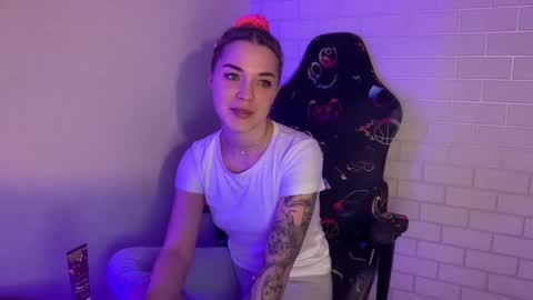 Lisuchka online show from February 21, 9:43 pm