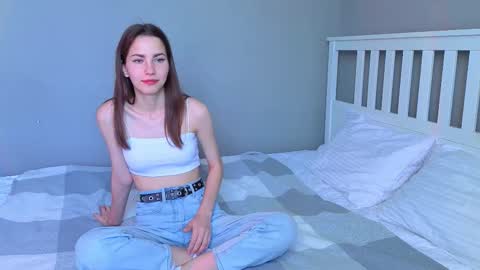 Emma online show from September 25, 1:59 am