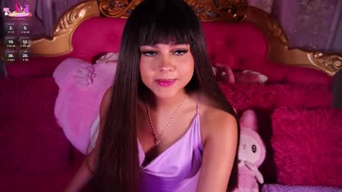 _little_glrl_ online show from December 15, 7:24 am