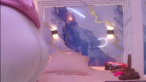 Lorrayne online show from October 17, 12:08 pm