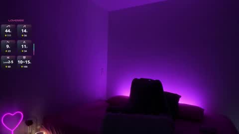   online show from September 27, 12:56 pm