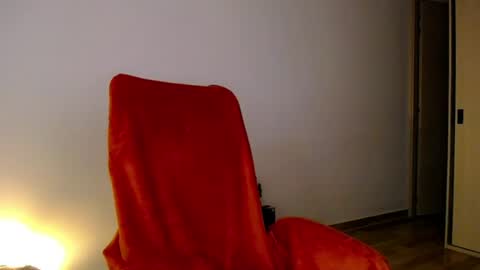 _luna10 online show from July 18, 7:55 am