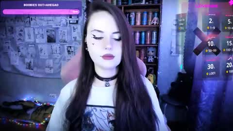 Mia online show from March 21, 5:45 am