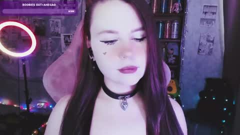 Mia online show from May 23, 9:24 pm