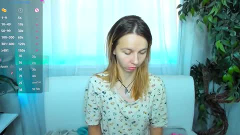 Snapshot of _mari_so chatting on September 25, 7:18 am Scarlett online show from September 25, 7:18 am