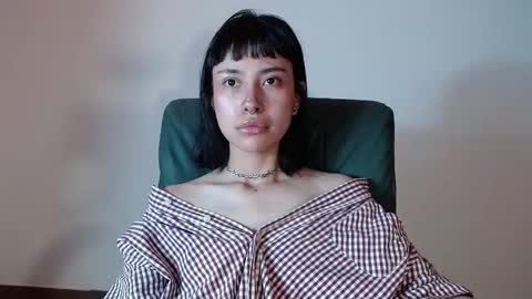Snapshot of _mavis2 chatting on October 10, 7:52 pm Mavis online show from October 10, 7:52 pm
