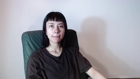 Snapshot of _mavis2 chatting on October 2, 7:41 pm Mavis online show from October 2, 7:41 pm