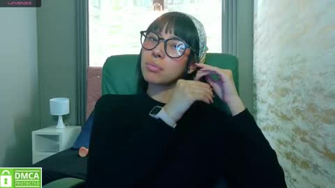 Snapshot of _mavis2 chatting on September 16, 8:17 pm Mavis online show from September 16, 8:17 pm