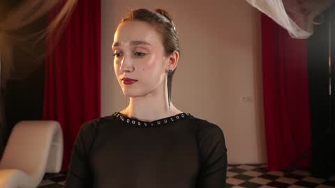  Thursday - start 300 GMT online show from November 14, 8:20 pm