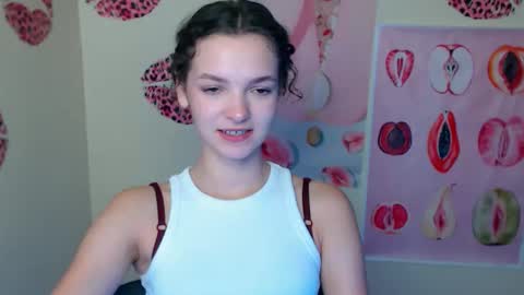 Snapshot of _megasta chatting on October 3, 6:51 am Susie online show from October 3, 6:51 am
