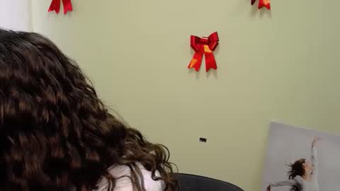 Snapshot of _megasta chatting on February 27, 7:55 am Susie online show from February 27, 7:55 am