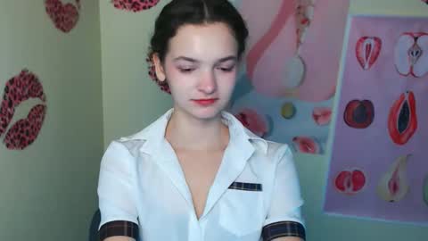 Susie online show from December 2, 1:35 pm