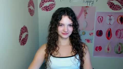 Snapshot of _megasta chatting on September 15, 6:32 am Susie online show from September 15, 6:32 am