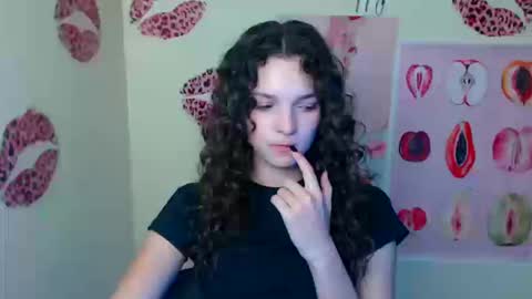 Snapshot of _megasta chatting on September 23, 6:55 am Susie online show from September 23, 6:55 am