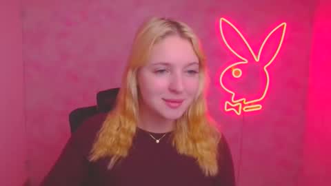 Melanie online show from October 27, 9:49 am