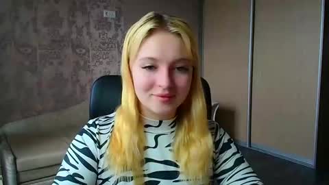 Melanie online show from March 3, 12:33 pm